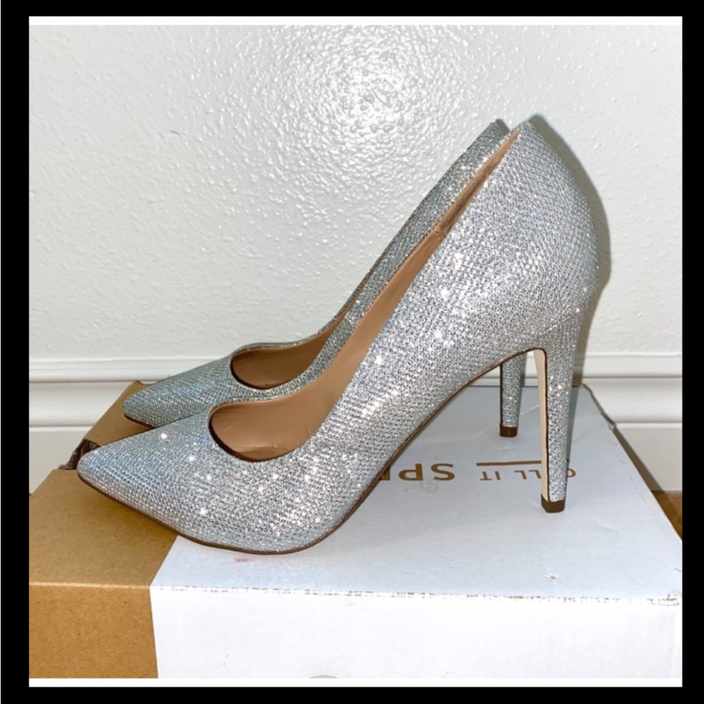 Call It Spring Silver Rhinestone Pointed Toe Pumps Size 7 - Picture 4 of 7